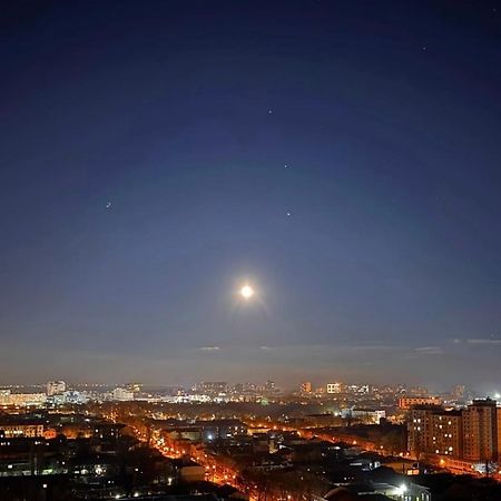 Apartamento Kadorr Odesa Exterior foto