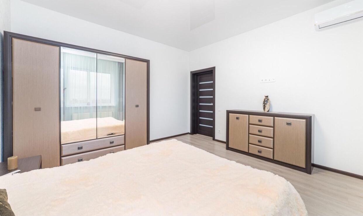 Apartamento Kadorr Odesa Exterior foto